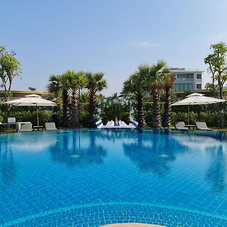 Castle Bayview Resort & Spa Kampot Exterior foto